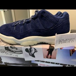 Jordan XI low Jeter RE2PECT size 9.5